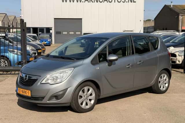 Opel Meriva (2010) thumbnail 1