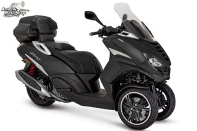 Peugeot METROPOLIS (2025) thumbnail 1