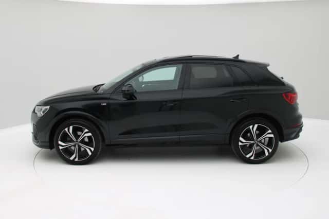 Audi Q3 (2025) thumbnail 3