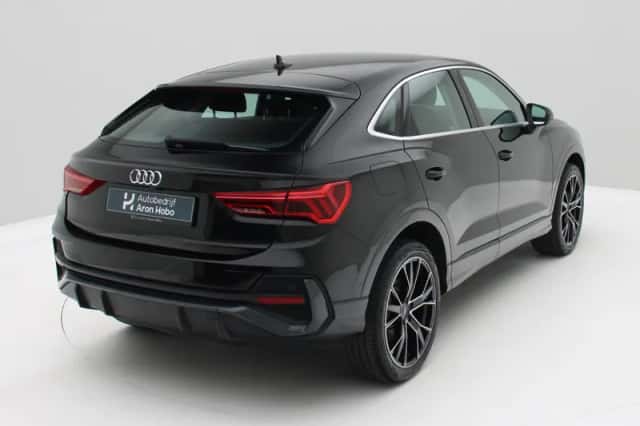 Audi Q3 (2022) thumbnail 6
