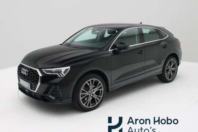 Audi Q3 (2022) thumbnail 2