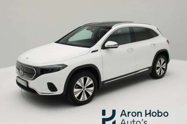 Mercedes-Benz EQA (2022) thumbnail 2