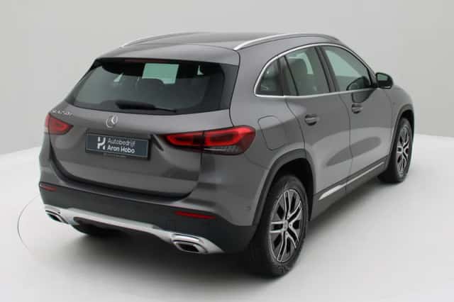 Mercedes-Benz GLA (2021) thumbnail 6
