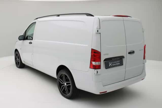 Mercedes-Benz Vito (2020) thumbnail 4