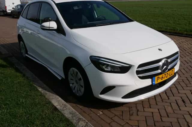 Mercedes-Benz B-Klasse (2022) thumbnail 1