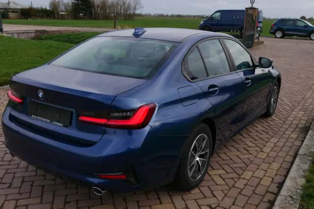 BMW 3-Serie (2021) thumbnail 6