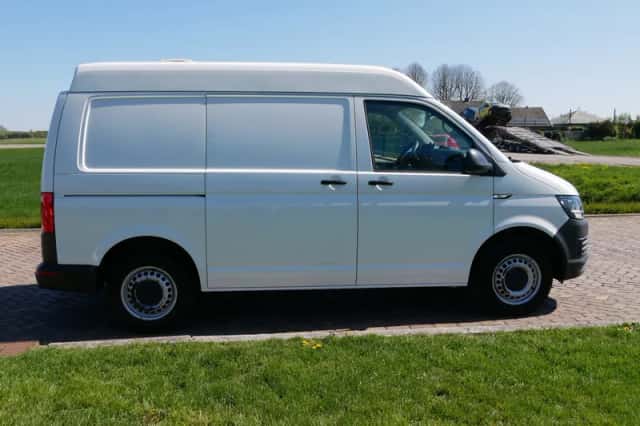 Volkswagen Transporter (2019) thumbnail 6