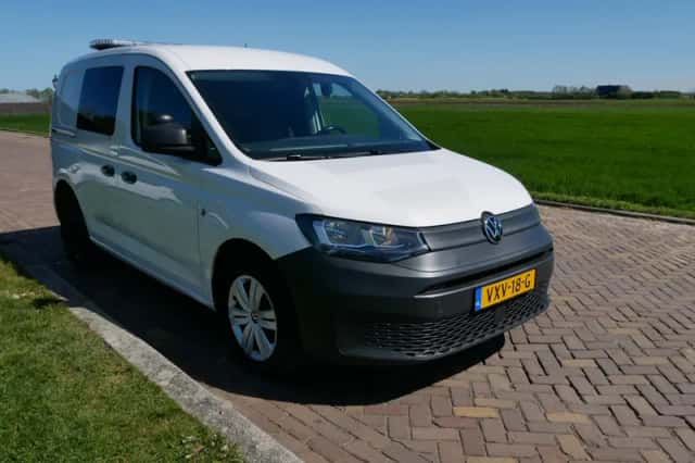 Volkswagen Caddy (2023) thumbnail 1