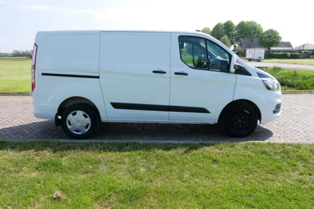 Ford Transit Custom (2023) thumbnail 6