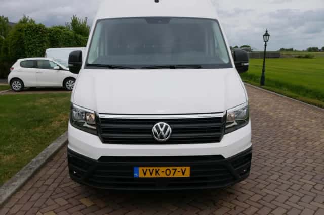 Volkswagen Crafter (2023) thumbnail 3