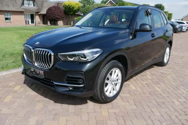 BMW X5 (2022) thumbnail 4