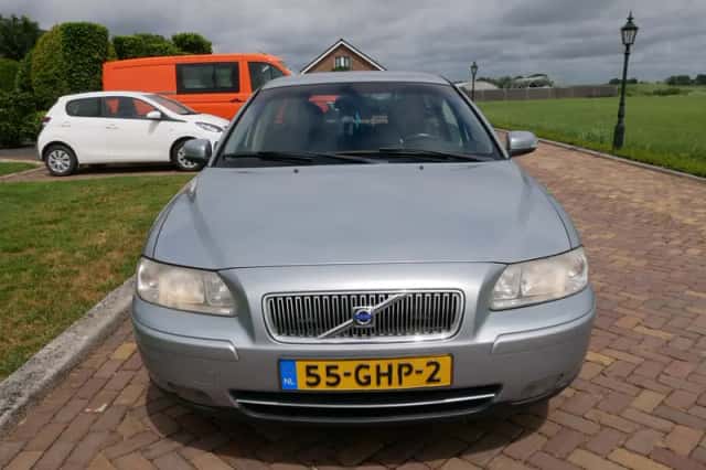 Volvo V70 (2008) thumbnail 3