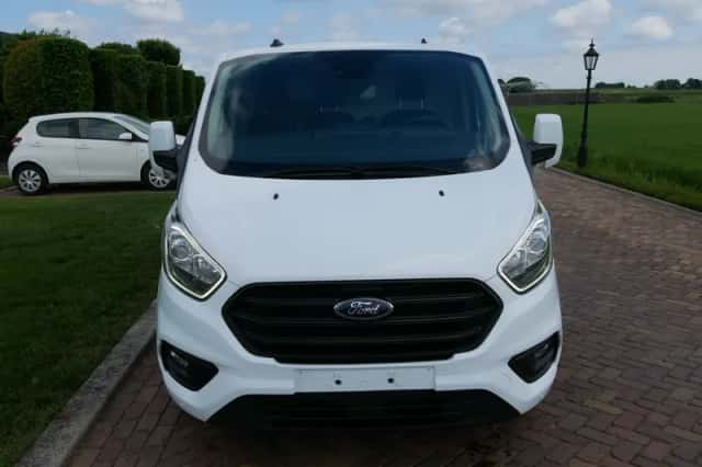 Ford Transit Custom (2023) thumbnail 2