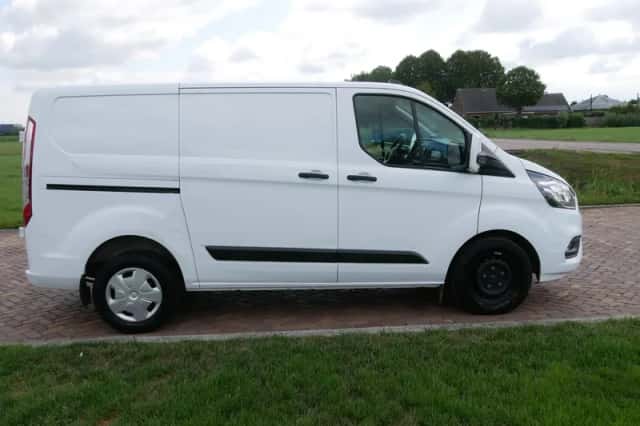 Ford Transit Custom (2023) thumbnail 5