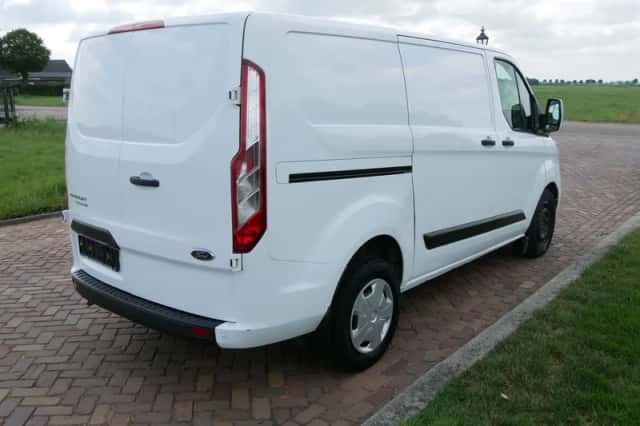 Ford Transit Custom (2023) thumbnail 6