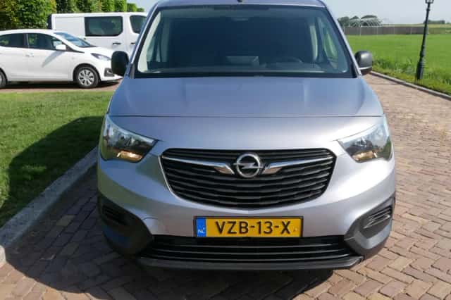 Opel Combo (2023) thumbnail 3