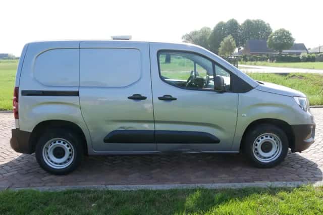 Opel Combo (2023) thumbnail 6