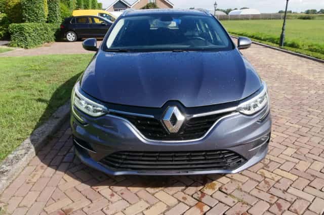 Renault Mégane (2021) thumbnail 3