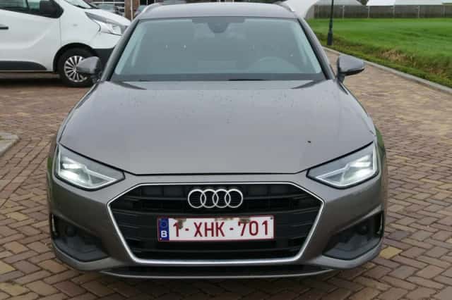 Audi A4 (2020) thumbnail 2