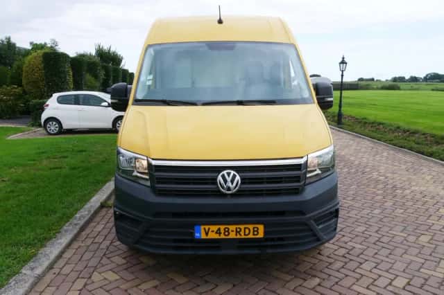 Volkswagen Crafter (2018) thumbnail 3