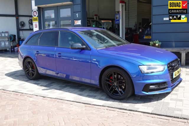 Audi A4 (2015) thumbnail 2