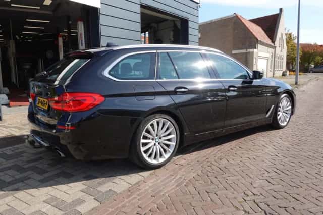 BMW 5-Serie (2018) thumbnail 4