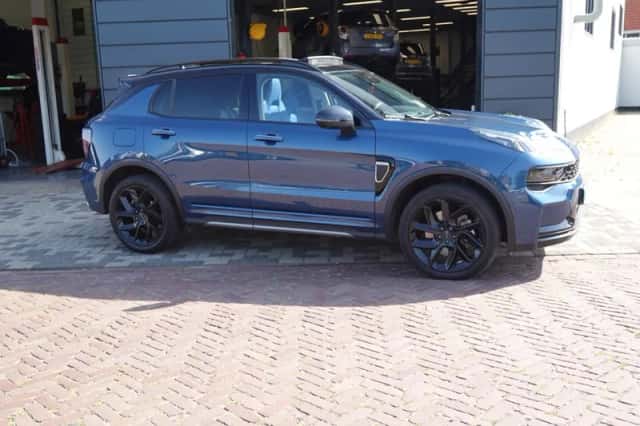 Lynk & Co 01 (2022) thumbnail 2