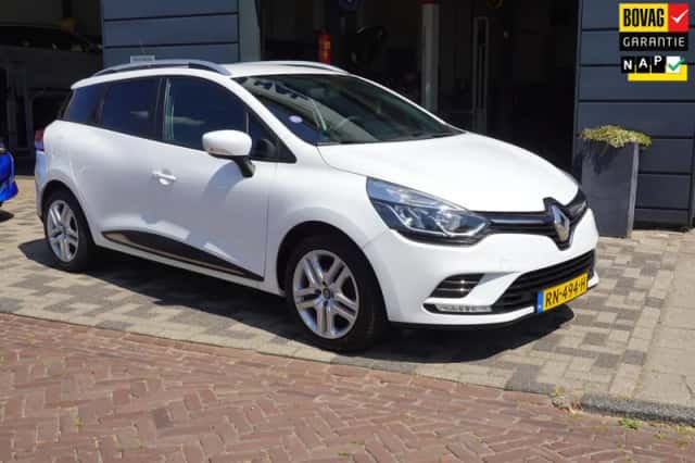 Renault Clio (2018) thumbnail 2