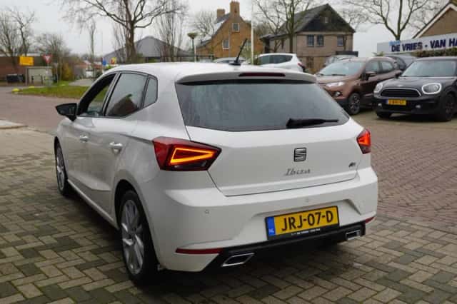 SEAT Ibiza (2022) thumbnail 6