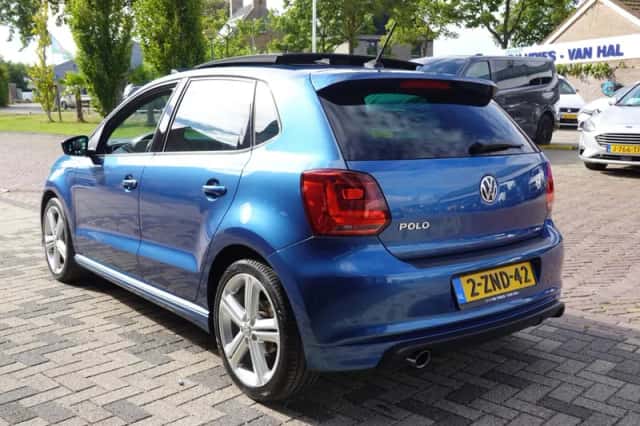 Volkswagen Polo (2015) thumbnail 4