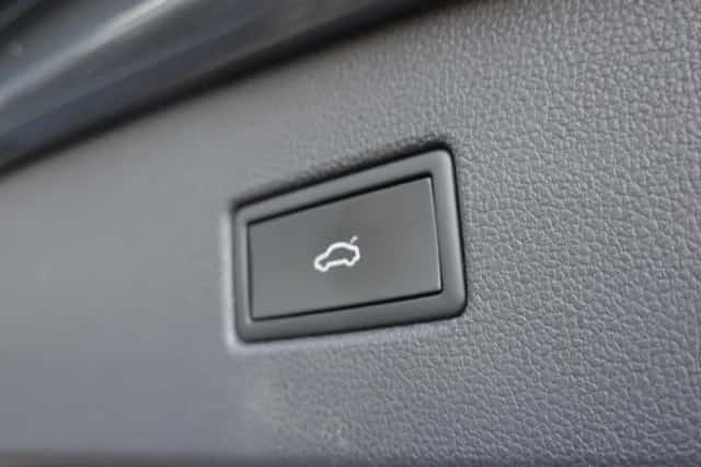 Volkswagen Tiguan (2021) thumbnail 6