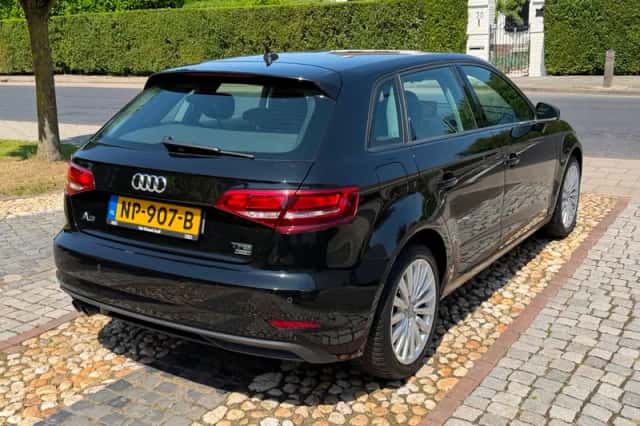 Audi A3 (2017) thumbnail 4