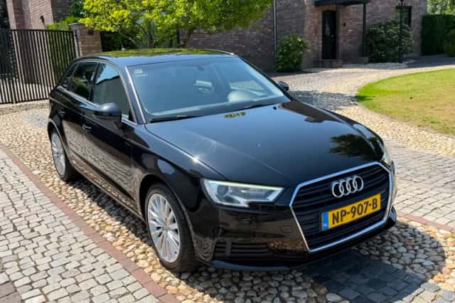 Audi A3 (2017) thumbnail 5