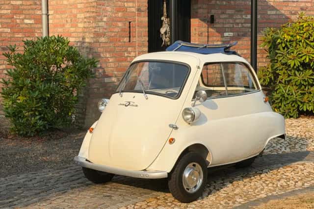 BMW 3-Serie (1959) thumbnail 2