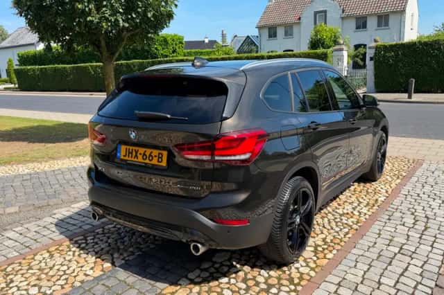 BMW X1 (2019) thumbnail 4