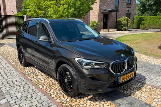 BMW X1 (2019) thumbnail 5