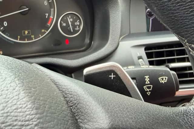 BMW X3 (2010) thumbnail 6