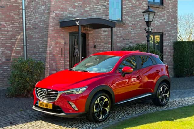 Mazda CX-3 (2016) thumbnail 1