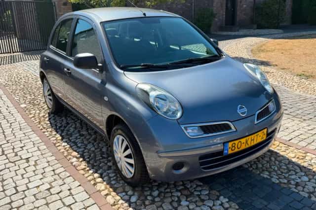 Nissan Micra (2009) thumbnail 4