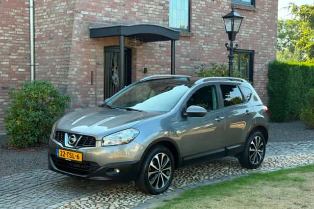 Nissan Qashqai (2012) thumbnail 1