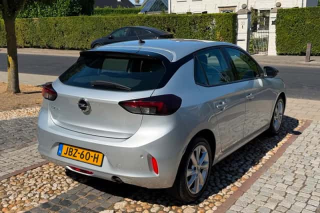 Opel Corsa (2022) thumbnail 2