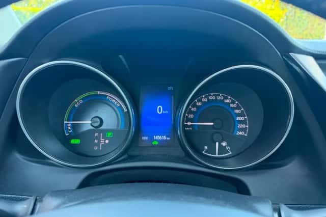 Toyota Auris (2018) thumbnail 5