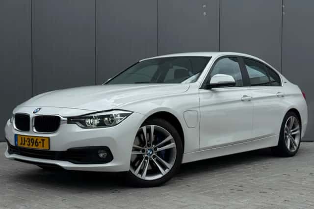 BMW 3-Serie (2016) thumbnail 5