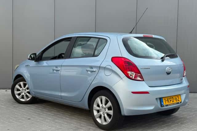 Hyundai i20 (2013) thumbnail 6