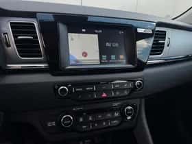 Kia Niro (2017) thumbnail 9