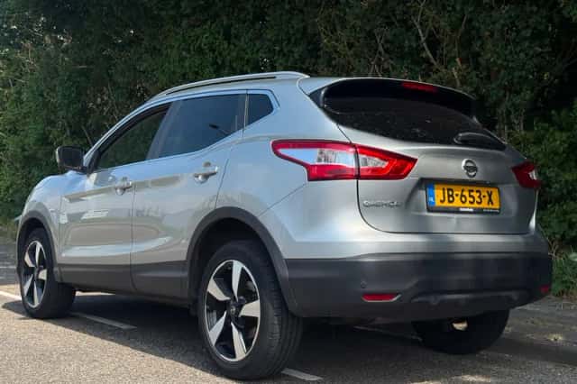 Nissan Qashqai (2016) thumbnail 2