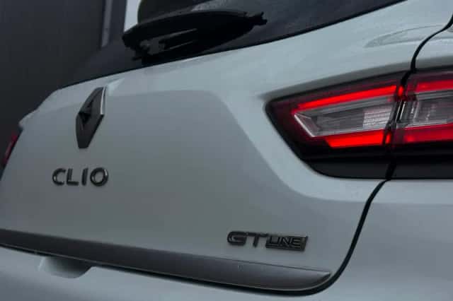 Renault Clio (2017) thumbnail 5