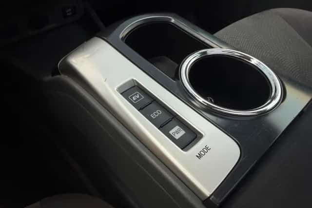 Toyota Prius (2012) thumbnail 20