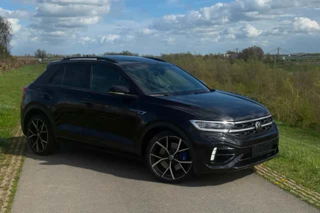 Volkswagen T-Roc (2023) thumbnail 5