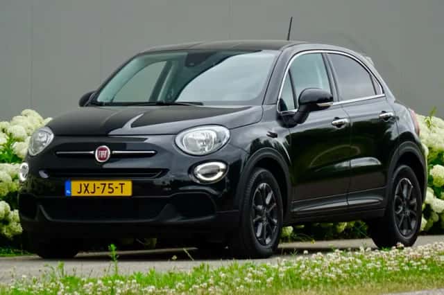 Fiat 500X (2021) thumbnail 1